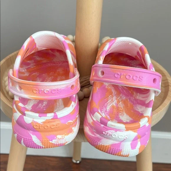 CROCS Kids Cutie Crush Platform Clogs J3 - Picture 4 of 8